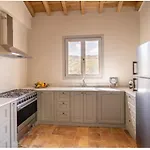 Apricus Boutique Apricale