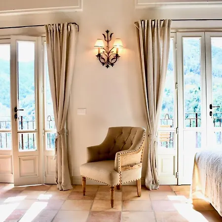 Bed & Breakfast Apricus Boutique