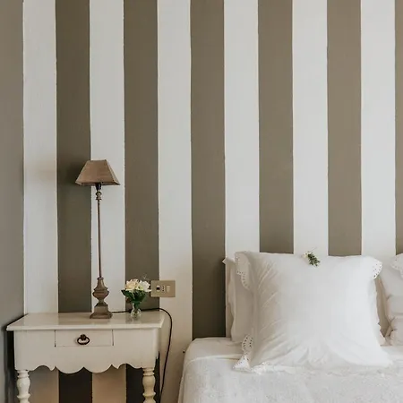 Apricus Boutique Bed and Breakfast