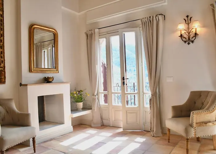 Apricus Boutique Bed & Breakfast 4*