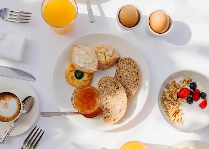 Apricus Boutique Bed & Breakfast 4*